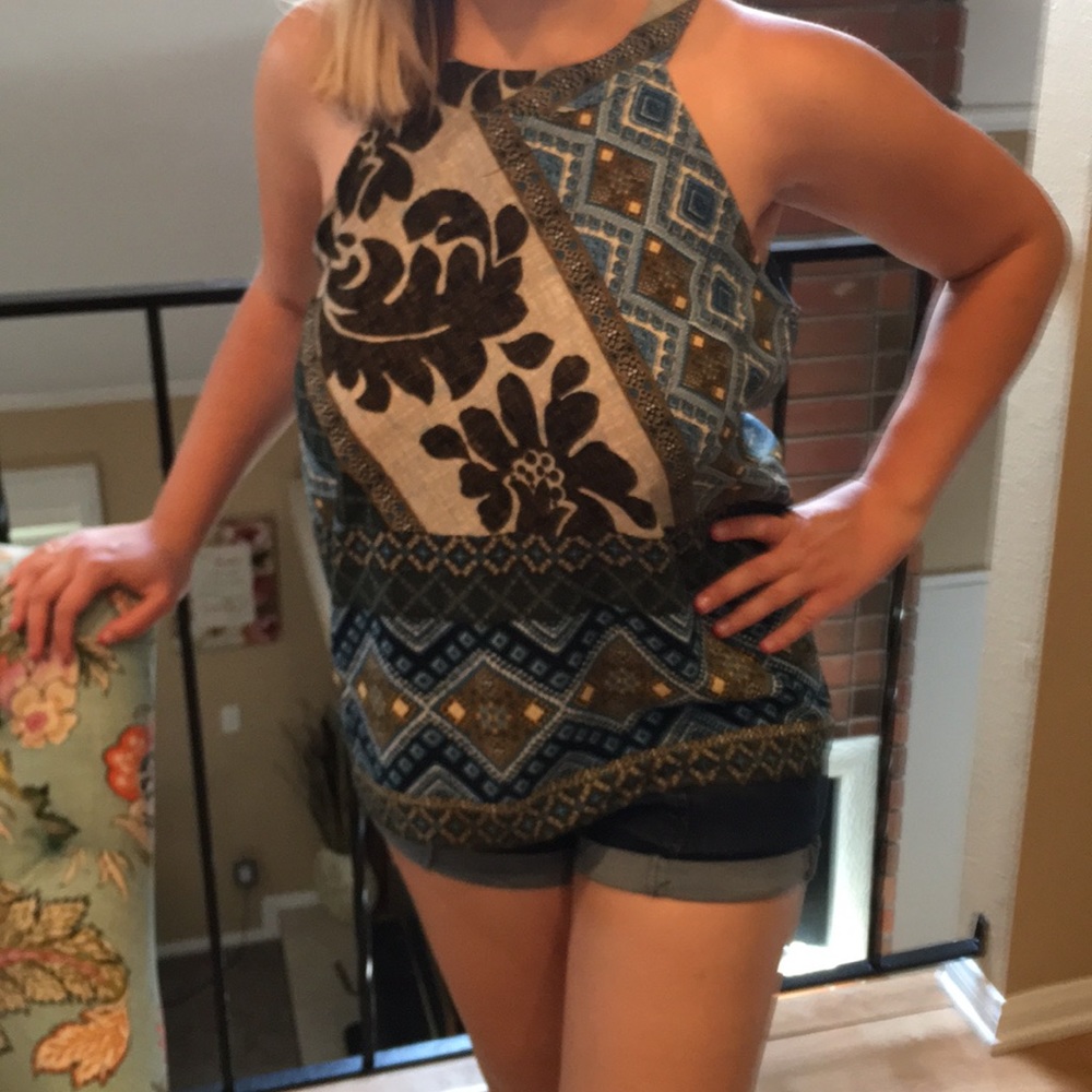 Monteau stunning top